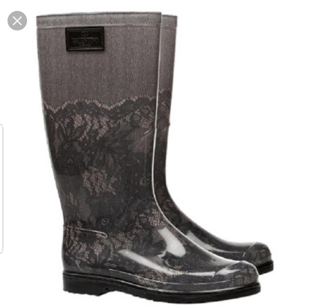 AUTH Valentino rain boots